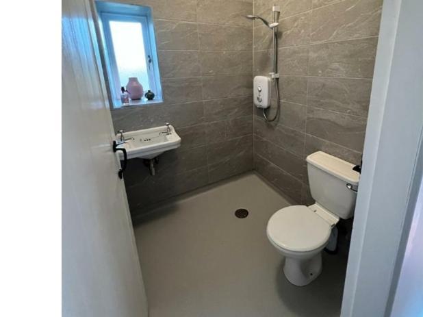 Roberts Yard Country Cottage Килкени Екстериор снимка